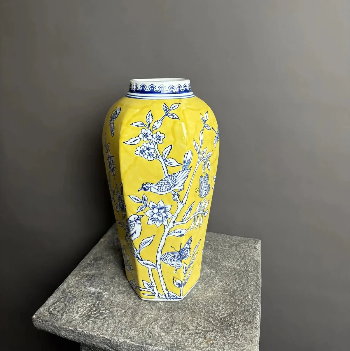 Ваза "Шинуазри Канареечный"