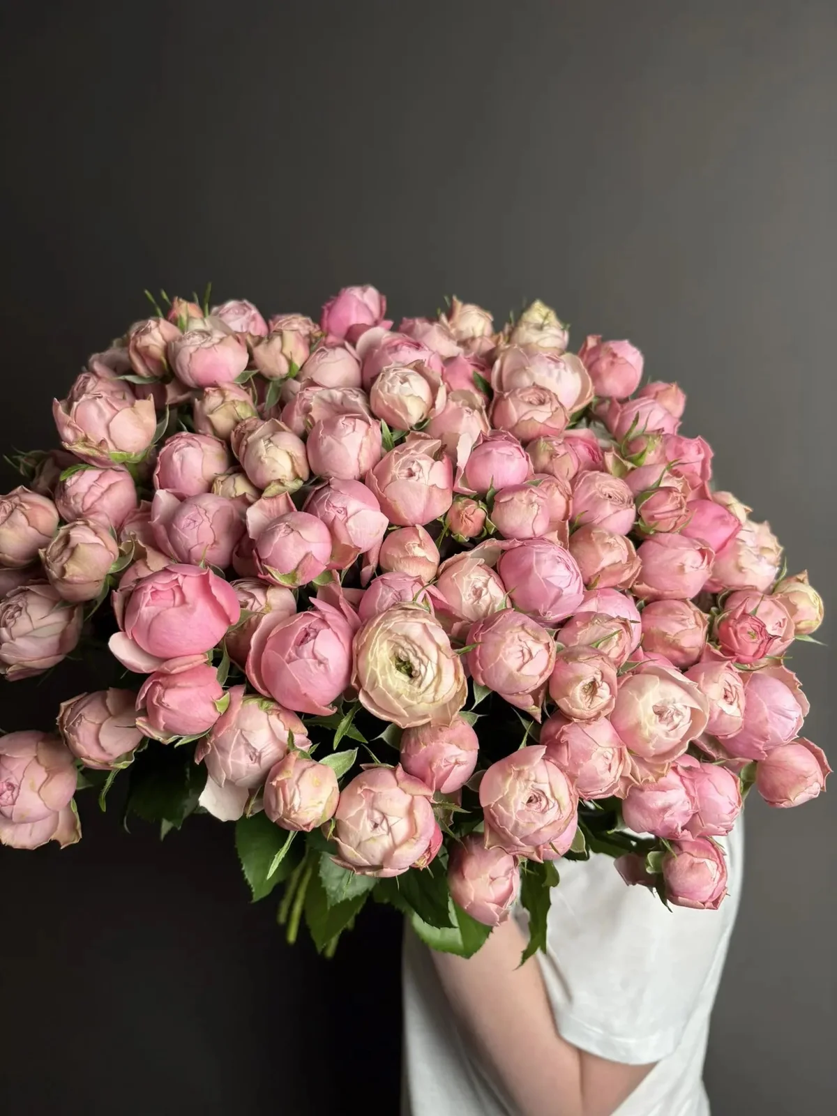 Кустовая роза "Silva Pink"